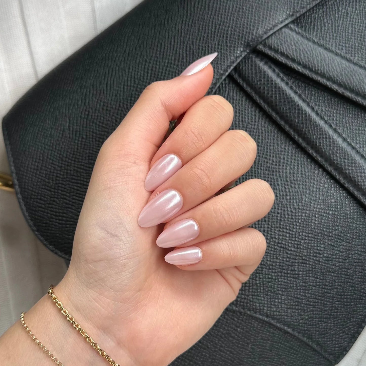 Additional view of the JKN Art Hailey press-on nail set.