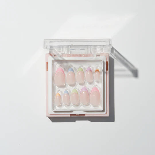 JKN Art Clémence press-on nail set with a glossy gel-style finish.